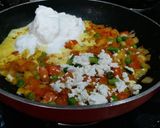 A picture of step 1 of Methi malai matar ki sabzi.