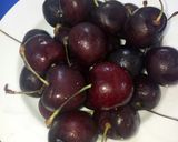 Hình bước làm 1 của món Mứt Cherry