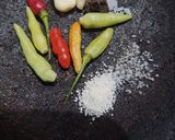 Foto langkah ke 2 dari resep Sambal Kencur Bumer.