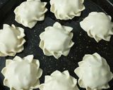 Foto del paso 4 de la receta: Empanaditas caprese 😍