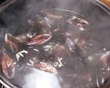 Foto del paso 3 de la receta Mejillones rellenos de mejillones con bechamel