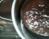 Foto langkah ke 5 dari resep Black forest kukus Simple.