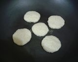 Foto langkah ke 3 dari resep Wingko Babat Teflon Super Simpel.