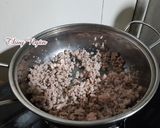 Hình bước làm 2 của món Bắp cải xào thịt & cà chua