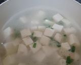 Foto langkah ke 3 dari resep Sop Tahu Putih.