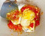 Foto langkah ke 5 dari resep 256. TELUR MATA SAPI BUMBU SIMPEL.