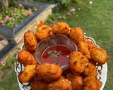 A picture of step 5 of Dahi ke pakoray/ Yogurt fritters.