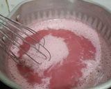 Foto langkah ke 2 dari resep Es Buah Naga Jelly.