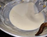 A picture of step 5 of Italian white sauce pasta.