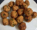 વેજ ગ્રેવી મંચુરિયન (Veg Gravy Manchurian Recipe In Gujarati) રેસીપી સ્ટેપ1ફોટો