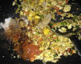 Foto langkah ke 4 dari resep Mie goreng pedas (Indomie).