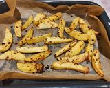 A picture of step 2 of Potato wedges.