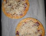 Foto langkah ke 3 dari resep Pizza Tipis Kering Mozza Mentai.
