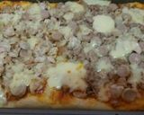 Foto langkah ke 4 dari resep Pizza empuk homemade.