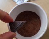 Foto del paso 3 de la receta: Mug cake de chocolate ☕ sin azúcar agregado, ni edulcorante, ni harina, ni lácteos ☕ 7 g proteínas