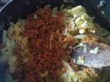 Repollo guisado con chorizo