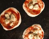 Foto del paso 7 de la receta: Pizzas y pizzetas de masa madre
