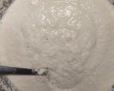 A picture of step 4 of Sooji idli.
