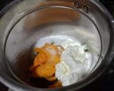 A picture of step 4 of Mango jelly crystal ice cream.