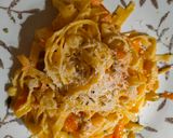 Foto del paso 5 de la receta: Tagliatele (pasta fresca) con langostinos y calabacín