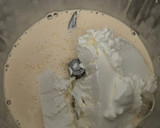 Foto del paso 3 de la receta: Tiramisú súper fácil, para después del baile con mis amigas