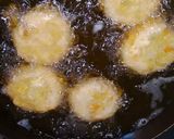 Foto langkah ke 4 dari resep perkedel kentang .
