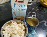 A picture of step 4 of Mango Ice Cream Sandesh.