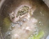 Foto del paso 1 de la receta: Sopita de pollo y verduras fácil