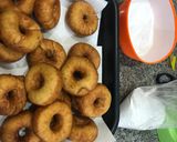 Foto langkah ke 6 dari resep Donut Menul Tanpa Ulen☕️.
