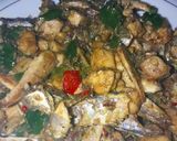 Foto langkah ke 6 dari resep Tumis ikan asin cabai hijau ala Ranjul.