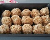 Foto langkah ke 4 dari resep Bola Ubi Isi Keju dan Coklat Melting.