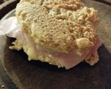Foto del paso 3 de la receta: Pan individual proteico en sartén