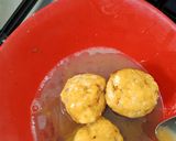 A picture of step 4 of Yam balls.