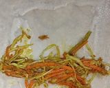 A picture of step 4 of Chicken Vegetable Roll.