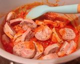 Hình bước làm 4 của món Đậu Coco Sốt Cà Chua & Andouillette