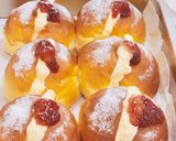 Foto langkah ke 8 dari resep Cream Buns Lembut.