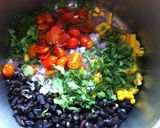 รูปขั้นตอนการทำที่ 5 ของ Southwest chicken & black bean salad