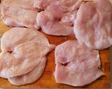 Grillezett csirkemell padlizsán krémmel, görögsalátával recept fázis 9 fotója