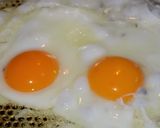 Foto del paso 5 de la receta: Merluza al wok (a la manteca de menta)