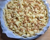 A picture of step 3 of Apple Tart with Speculoos Crumble.