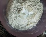 A picture of step 1 of Plain Naan.