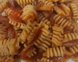Foto del paso 4 de la receta: Radiatori en salsa Amatriciana