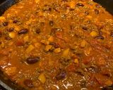 Une image de l'étape 5 de Chili servi sur nid de courge spaghetti fumée.