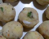 A picture of step 4 of Potato crispy balls.