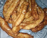 A picture of step 11 of Savory crispy potato churros.