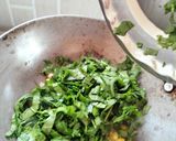 A picture of step 3 of Spinach corn sandwich.