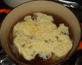 A picture of step 2 of Staff Meal Rice Porridge with Wakame and Egg.