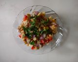 A picture of step 4 of Guava raisin salsa.