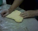 Foto langkah ke 2 dari resep Pizza Frying Pan.