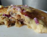 Foto del paso 9 de la receta: Arepa🫓de yuca rellena de carne🥩bbq y queso🥯🧀🧇
